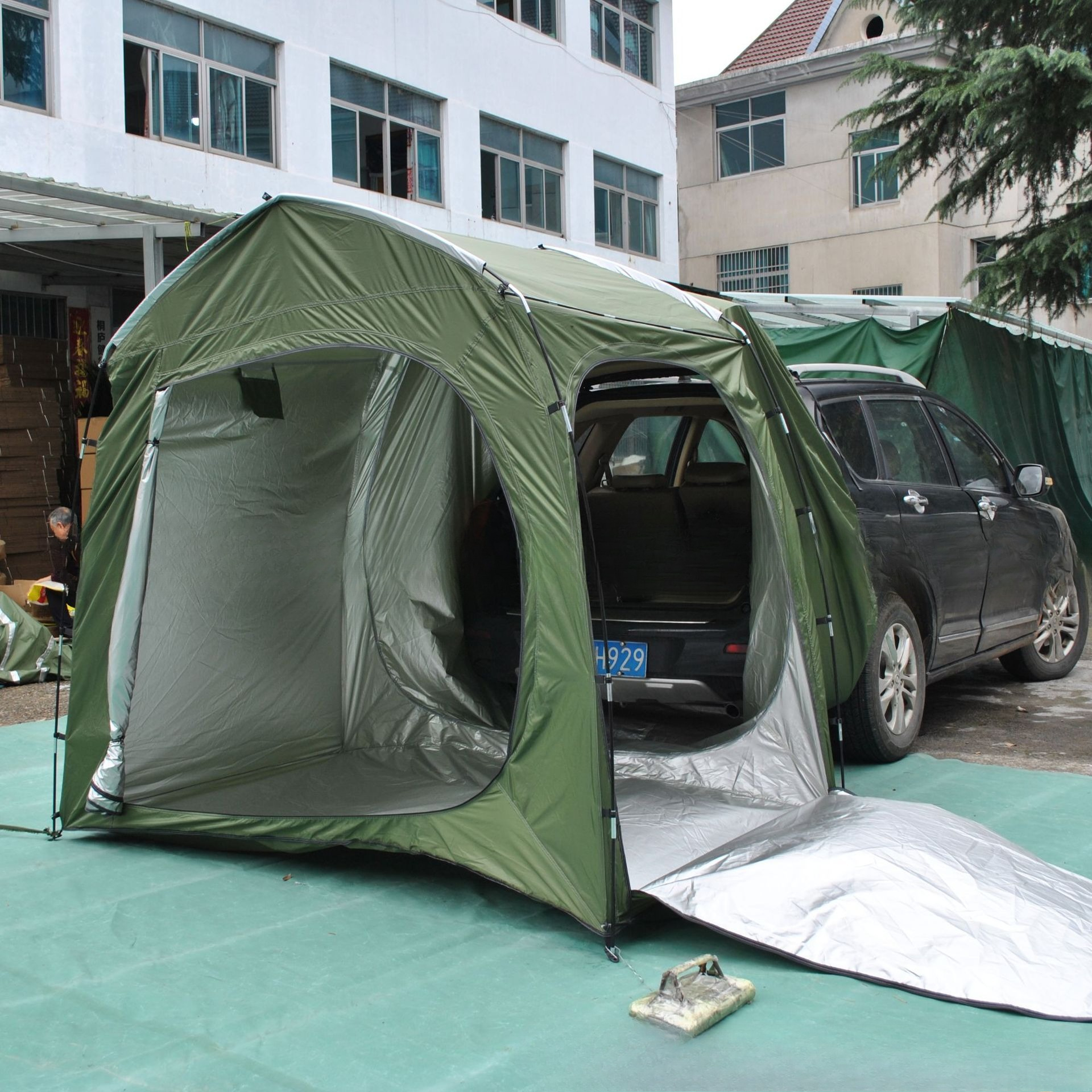 Easy to store full-model rear  - Emergency Mylar Tent incelemesi ve fiyatı